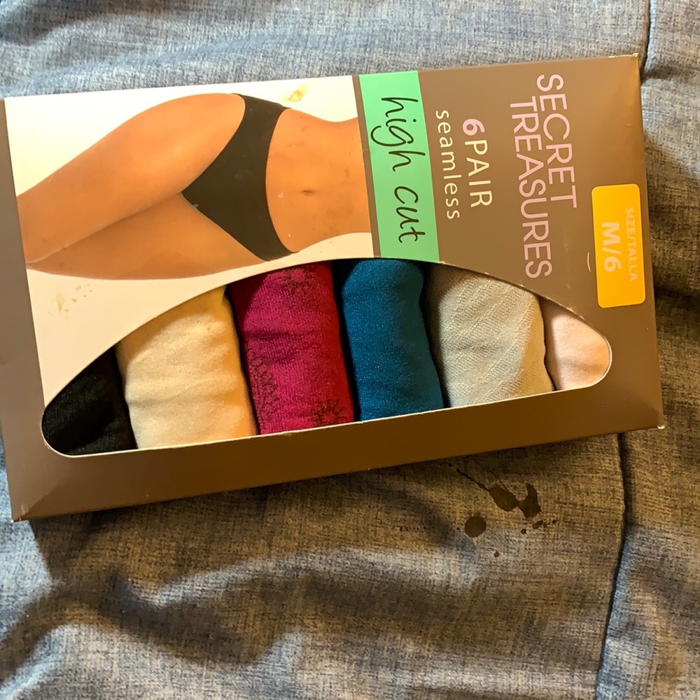 6 pairs of seamless panties